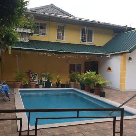 Bed and Breakfast La Mamre La Finette Екстер'єр фото